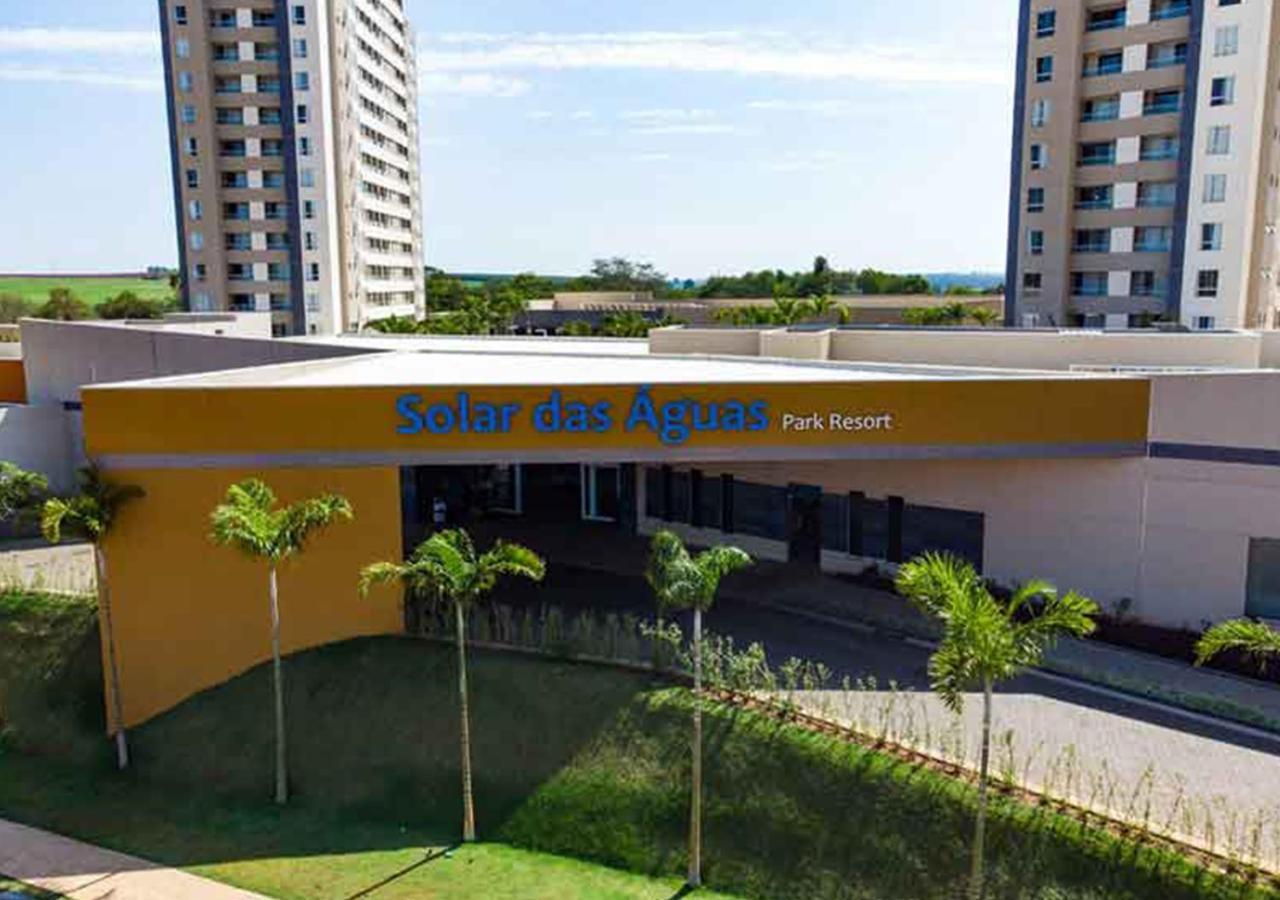 Enjoy Solar Das Aguas Park Resort Olimpia Exterior photo Shopping Center